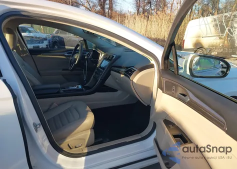 2017 Ford Fusion Se из США, поврежденный, VIN 3FA6P0T98HR174366